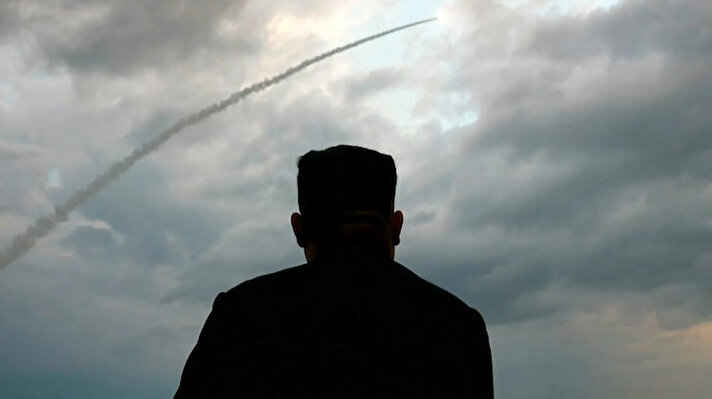 Güney Kore Genelkurmay Başkanlığı, Kuzey Kore'nin balistik füze denemesi yaptığını duyurdu.