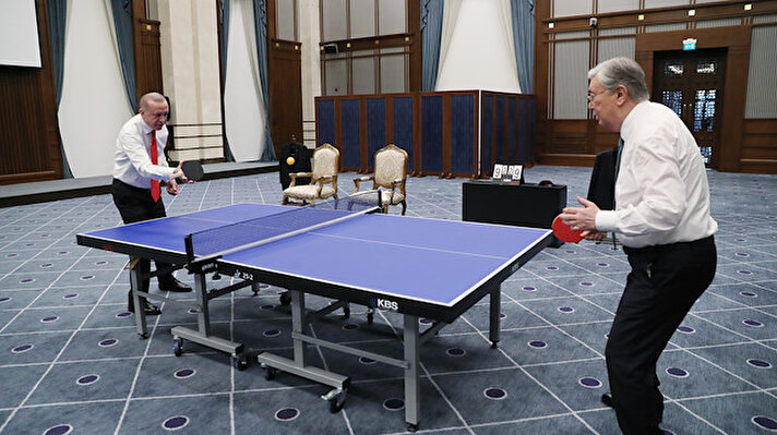 مباراة تنس طاولة بين أردوغان ونظيره الكازاخستاني