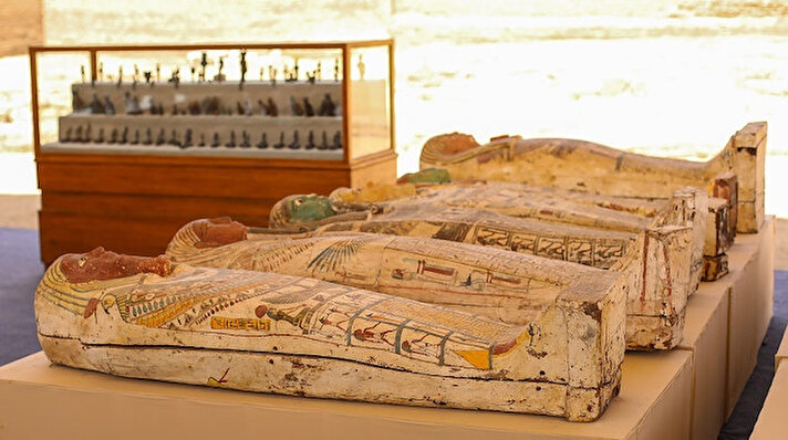 مصر.. العثور على مئات المومياوات والهياكل الأثرية