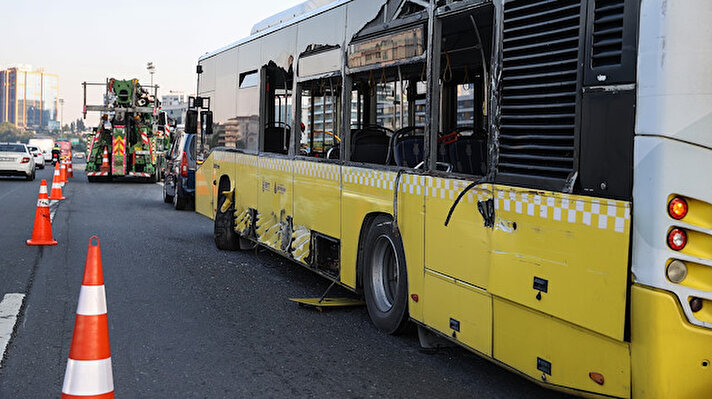 Kaza, TEM Otoyolu Mahmutbey kavşağı mevkii Edirne istikametinde saat 06.30 sırlarında meydana geldi.