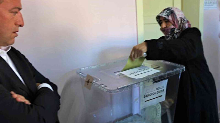 Çankırı'nın Orta ilçesine bağlı Dodurga'da yeniden belde statüsünün kazanılmasının ardından seçim heyecanı yaşanıyor. 