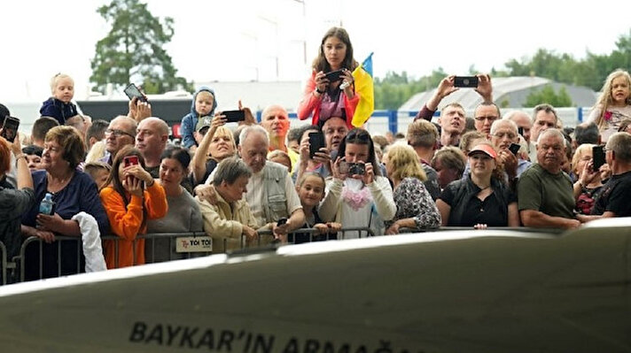 Baykar Teknoloji'nin Litvanya'ya ücretsiz verdiği Bayraktar TB2'nin teslim töreni yapıldı. 