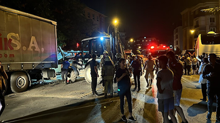 Kaza, saat 22.00 sıralarında Atalar Mahallesi Kortej Caddesi üzerinde meydana geldi. 