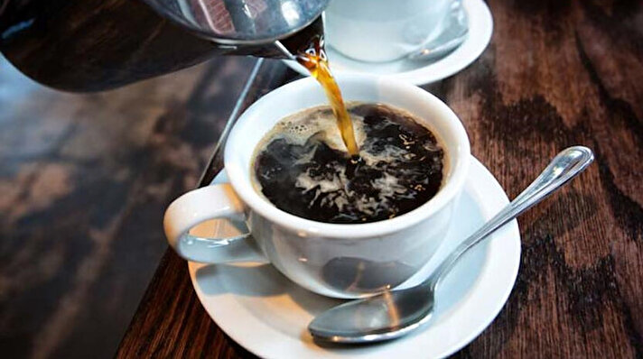 İç Hastalıkları Uzmanı ve Psikoterapist Selin Yurdakul, günlük hayatta en fazla tüketilen içeceklerin başında gelen Türk kahvesinin birçok büyük hastalığı önlediğini belirtti.