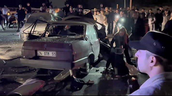 Kaza, saat 22.30 sıralarında Arnavutköy Eski Edirne Asfaltı'nda meydana geldi. 