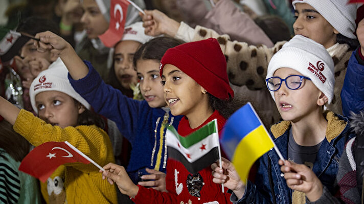 من تركيا.. أطفال أوكرانيون وسوريون يوجهون رسالة سلام للعالم