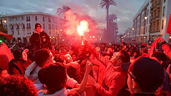 الفرحة تعم المغرب بعد التأهل للدور الثاني في مونديال قطر