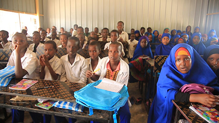 الصومال.. التعليم في المخيمات أمل في رحم المعاناة