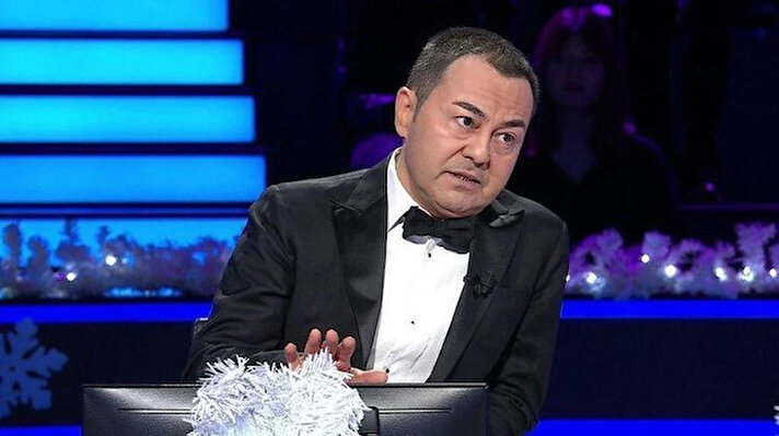 Ünlü popçu Serdar Ortaç, TRT1 ekranlarında Alişan'ın sunduğu 'Alişan ile Hayata Gülümse' programına konuk oldu.