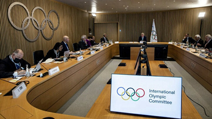 La question de la participation des athlètes russes et bélarusses aux JO 2024 divise @DENIS BALIBOUSE / POOL / AFP