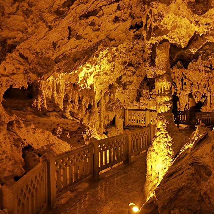 Пещера дим анталья аланья улица бараж фото