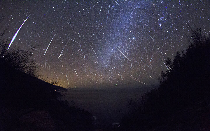 Beklenen G N Geldi Karanl K G Ky Z Geminid Meteor Ya Muruyla Ayd Nlanacak Germinid Nedir