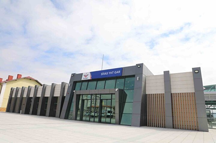 b220d048-undefined Ankara - Sivas Seyahat Süresi, YHT ile 2 Saate İnecek!