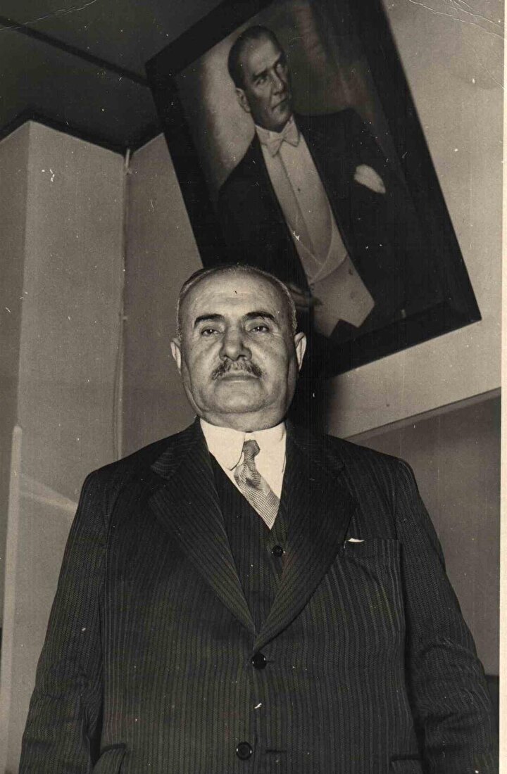 Nuri beye, demiryollarına büyük katkıda bulunduğu için Atatürk tarafından Demirağ soyadı verilmişti.