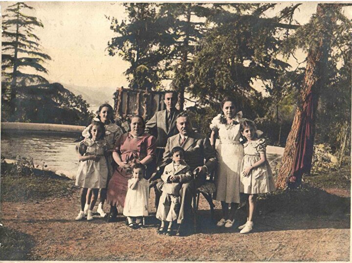 Nuri Bey, Mesude Hanım ile evlendi. Bu evlilikten 2 erkek 6 kız olmak üzere toplam 8 çocuğu oldu. Başarılı bir iş adamı olmanın yanında, hayat ona iyi bir baba olma fırsatını da vermişti.