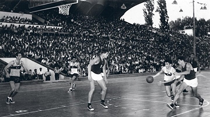 transfer olan ilk basketbolcu
