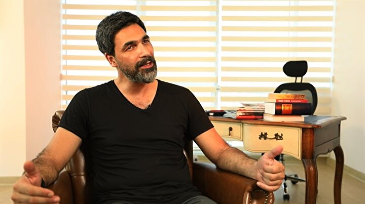 Sosyal medya bizden, değerlerimizden, kültürümüzden çok şey götürmektedir. Böyle bir dönemde kendimize nasıl dönebiliriz ve kendimizi nasıl tanıyabiliriz?