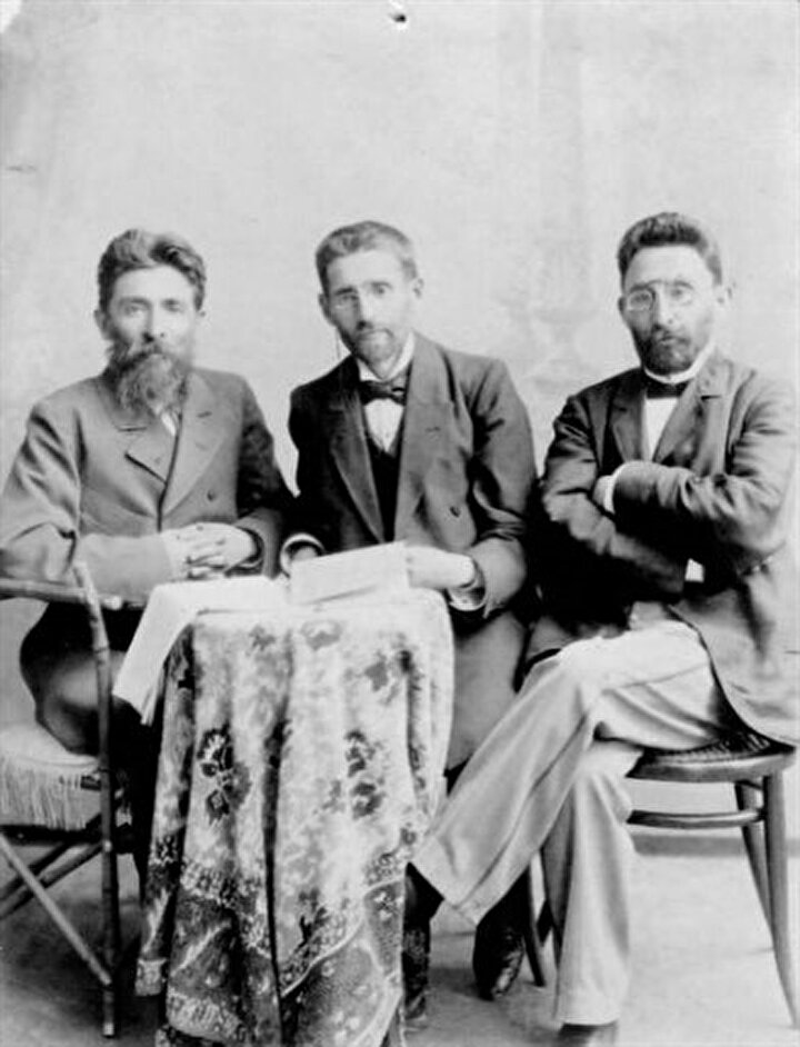 Ben Yehuda'nın hazırladığı İbranice sözlük bugün hala İsrail'in temel dil kılavuzu durumunda.
