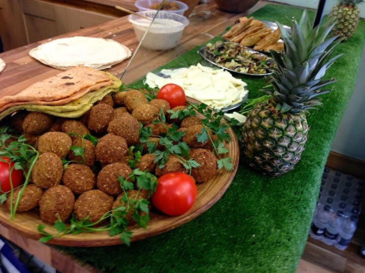 Ortadoğu'nun popüler yiyeceği felafel.