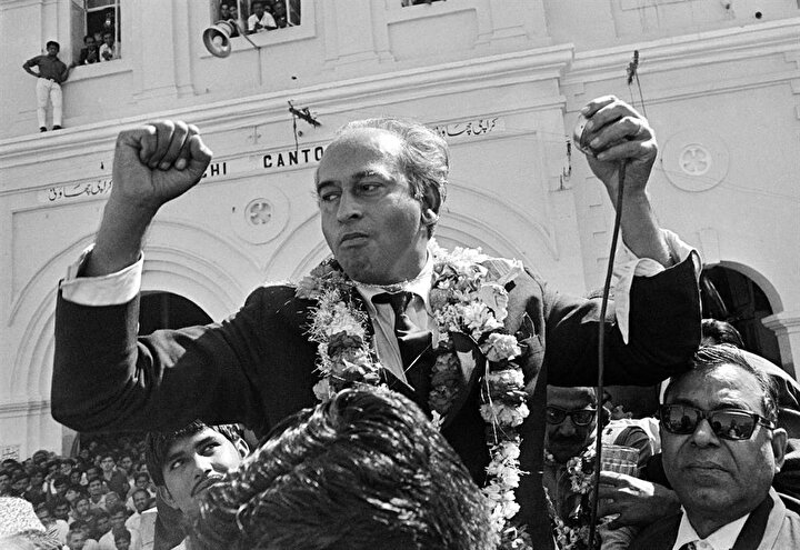 Pakistan Halk Partisi, 1977 yılında yapılan genel seçimlerden tek başına iktidar olarak çıktı.