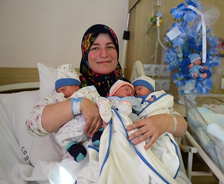 23 yil sonra ucuz bebekleri oldu bebeklere verilen isimler ise gulumsetti