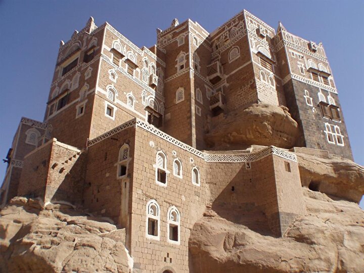 Dâru’l-Hacer, 1904’ten 1948’e kadar Yemen’i yöneten Zeydî lider İmam Yahya’nın yazlık sarayıdır.