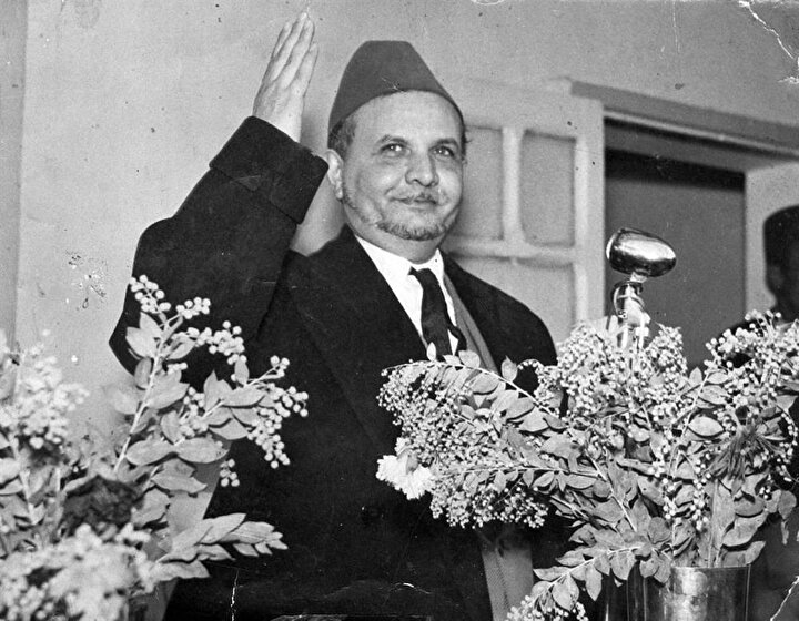 Âlim ve siyasetçi Allâl el Fâsî, ülkedeki dini kurumların oluşum sürecinde büyük rol sahibiydi.