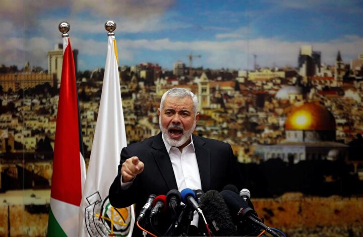Hamas lideri İsmail Haniye, Gazze'de bir basın toplantısı sırasında.