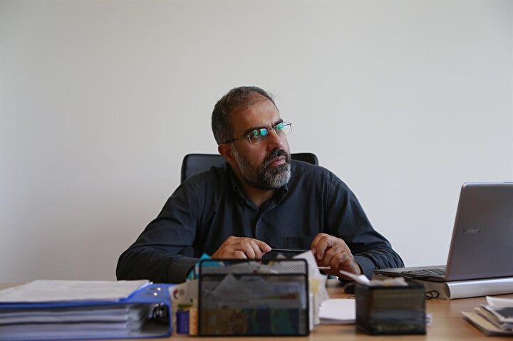 ''İyiliği emredip kötülükten alıkoymak, Müslüman bireylerin de İslâmi hareketlerin de temel misyonu olmak zorunda'' (Fotoğraf: İsmail Çağılcı)