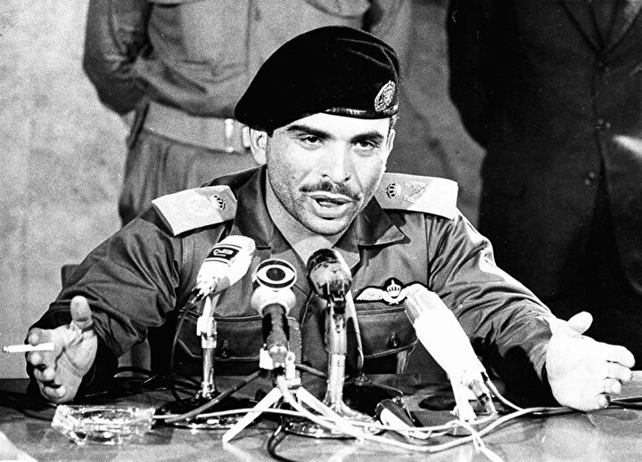 Ürdün Kralı Hüseyin, ordudaki Cemal Abdunnasır yanlısı subayların kendisine karşı bir darbe girişimde bulunacağından korkuyordu.