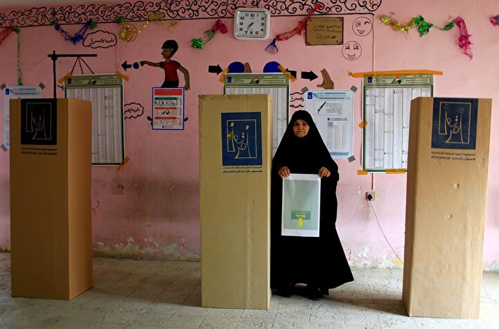 Ülkede seçim sonuçlarına yönelik iddiaların sonu gelmek bilmiyordu. (Thaıer Al-Sudanı / Reuters)