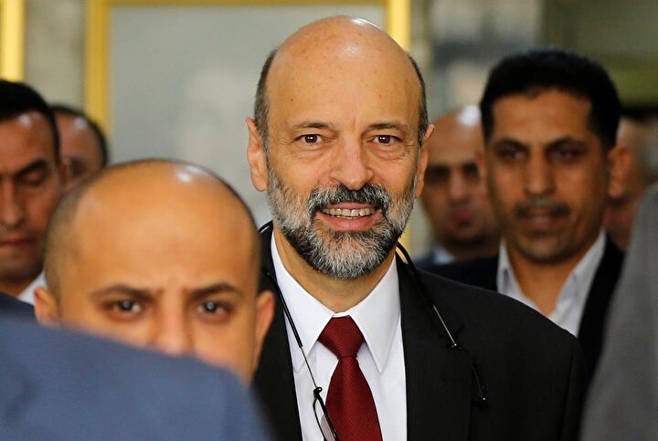Ömer Razzaz, tepkilerin ardından istifa eden Başbakan Hani Mulki'nin yerine atandı. (Muhammad Hamed / Reuters)