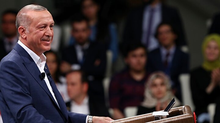 Cumhurbaşkanı Erdoğan'dan Messi-Ronaldo kıyaslaması