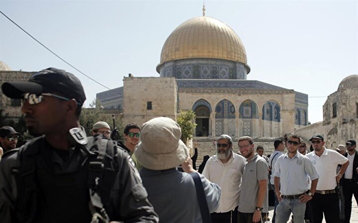 Filistinliler, El Halil'deki Halilurrahman Camii gibi, Aksa'nın da bir kısmının sinagoga çevrilmesinden korkuyor.