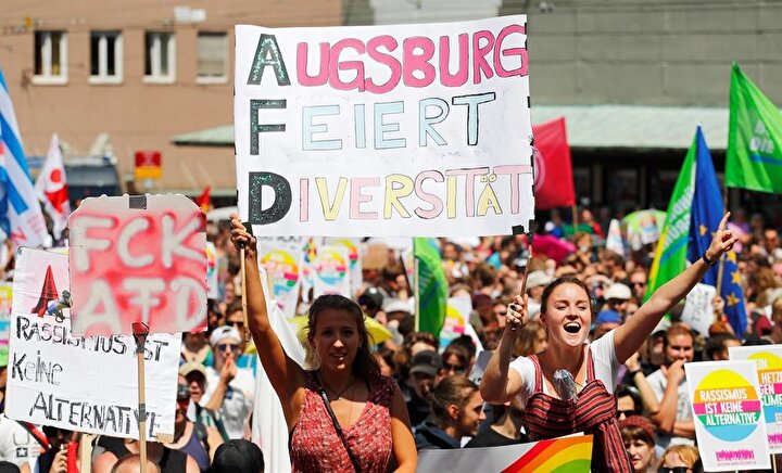 https://image.piri.net/resim/imagecrop/2018/07/02/11/37/resized_3adc6-2cec8bb9resized_b4886564a6ad920180630t115325z_1333645911_rc1302c64e90_rtrmadp_3_germanyafd.jpg