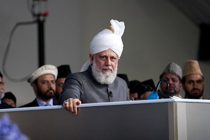 Mirza Masrur Ahmed, Ahmediyye Hareketi'nin bugünkü lideri konumunda.