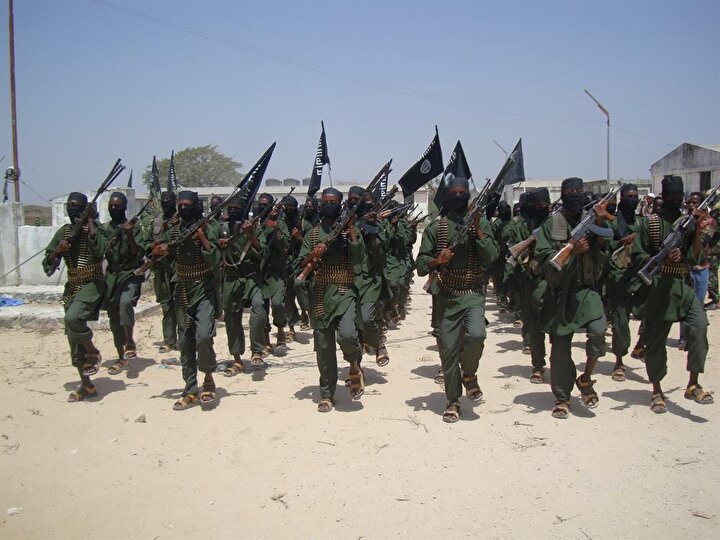 Batılı güçlerin Somali'ye sürekli müdahalesi, Eş-Şebab gibi örgütlerin halk nezdinde taban bulmasına yol açıyor.