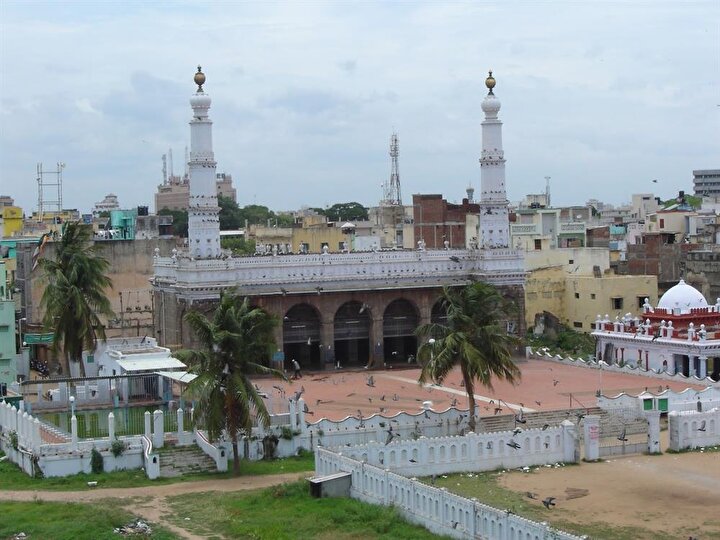 Wallajah Camii, Chennai'daki en eski camilerden biridir.