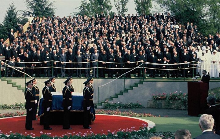 Tito'nun cenazesine, bütün dünyadan çok sayıda lider katıldı.