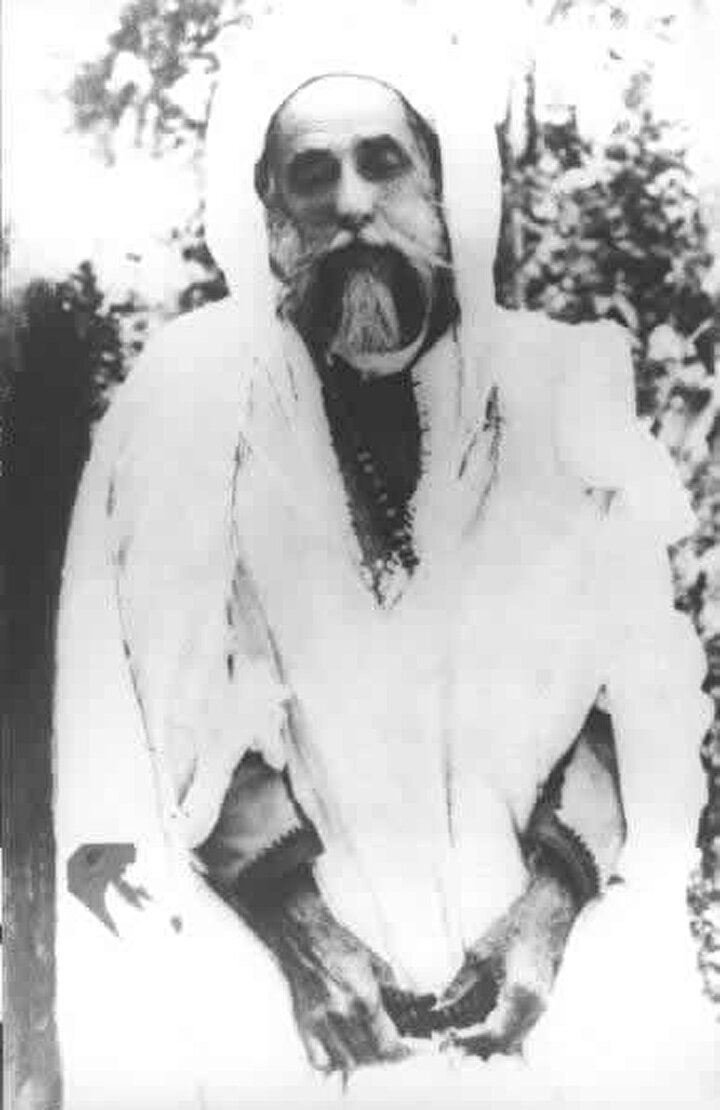 Şeyh Ahmed el-Alevi.