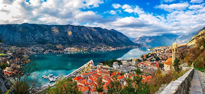 Türkiye'ye dönmeden önce Kotor'a yapmak istediğimiz gezi, benim için ilginç bir sürecin başlangıcı oldu.
