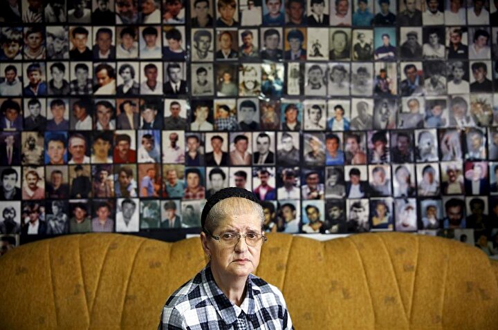 Srebrenitsa Kadınları Derneği Başkanı Hajra Catic de soykırımda oğlunu ve eşini kaybetmişti.