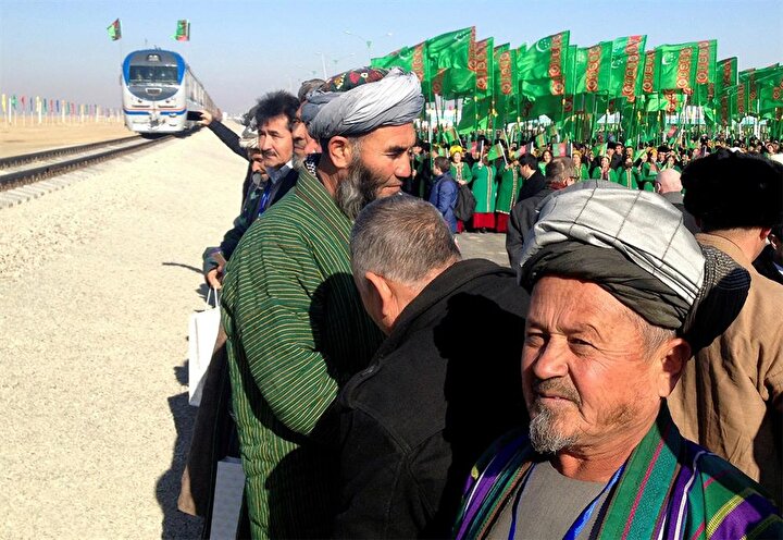 Türkmenistan'ın sosyal yapısında 5 büyük kabile ön plana çıkıyor.