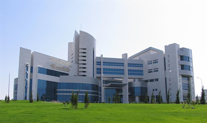 Aşkabat'ta bulunan ''anne & çocuk hastanesi''.