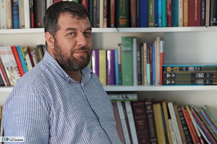 Portakal Turta Bir de Kirpi, Ablam Uzak Ülkede ve Amerika Sen Busun isimli şiir kitapları, Başka Masallar isimli “büyüklere masallar” kitabı yayınlandı.