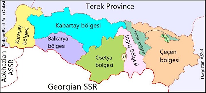 1921’de kurulan Dağ Özerk Sovyet Sosyalist Cumhuriyeti'nin eyaletlerini gösteren bir harita.