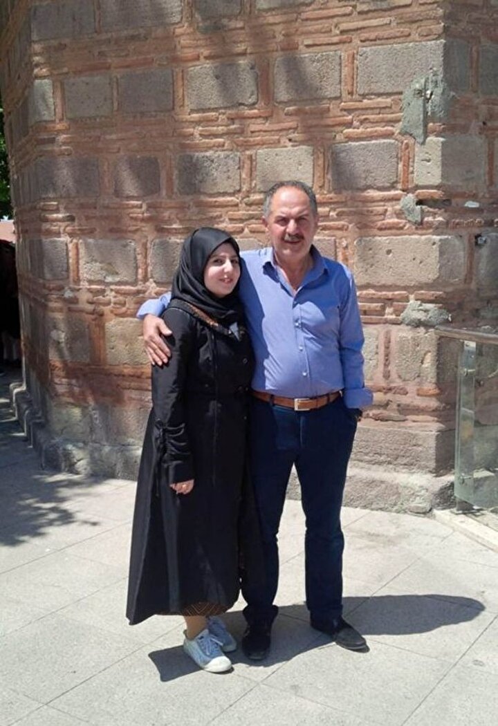 Baba Vahit Yıldız ise 4 yıl arayla iki evladını yitirmenin acısıyla hüzne boğuldu.