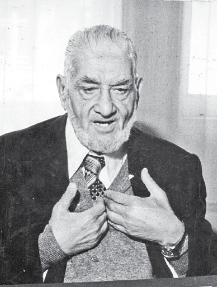 Ömer el Tilmisani cemaate kuruluş yıllarındaki havayı tekrar kazandırdığı için ''İkinci Hasan el-Benna'' olarak adlandırıldı.