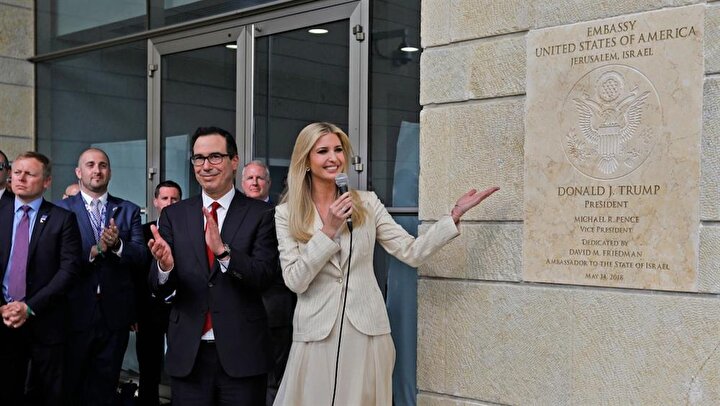 Ivanka Trump, ABD'nin Kudüs'teki büyükelçilik binasını açarken...
