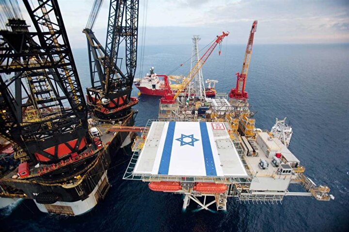 İsrail'in doğalgaz yataklarından biri, Gazze açıklarında bulunuyor. Gazze'ye ablukayı sürdüren İsrail yönetimi, normalde Gazze'ye ait olan karasularında doğalgaz çıkarıyor.